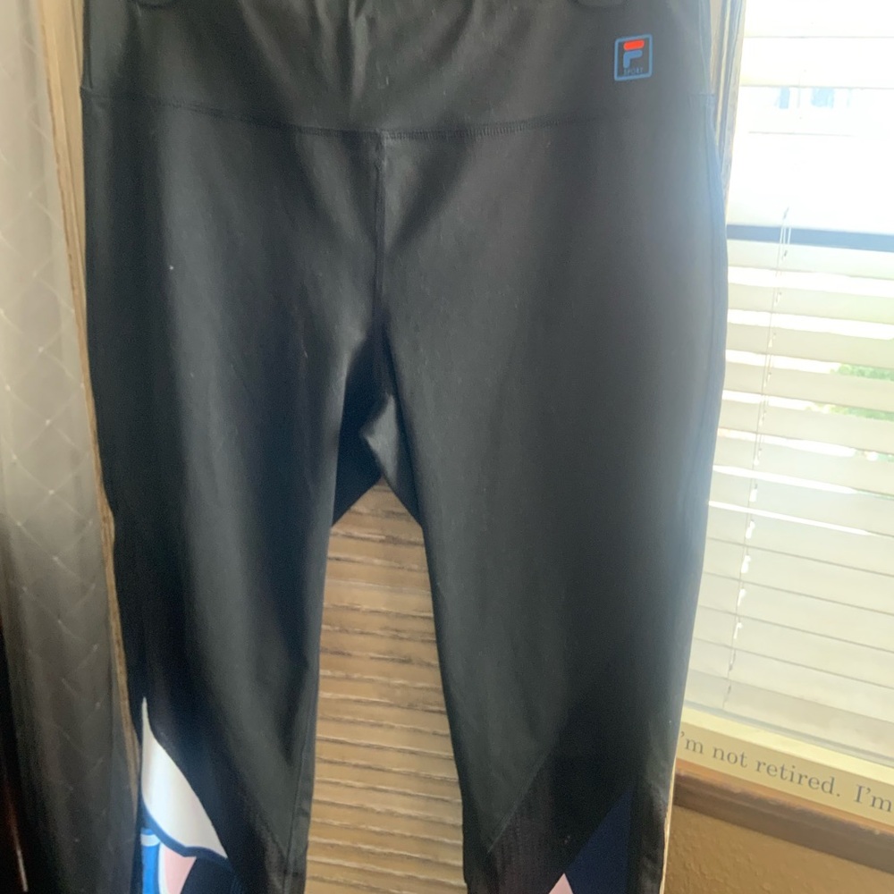 Fila Sport Geometric Women’s Activewear Set, Leggings and Tank - Picture 5 of 7